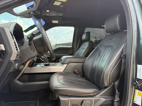 Used 2015 Ford F150 Platinum w/ Equipment Group 701A Luxury AWD/4WD image 9