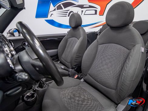 Used 2009 MINI Cooper John Cooper Works image 16