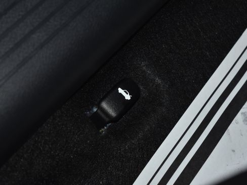 New 2025 Nissan Versa S w/ Trunk Package image 6