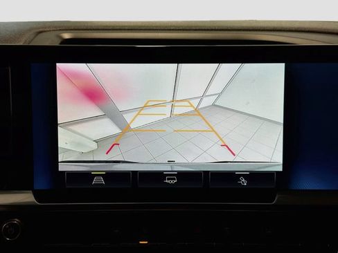Certified 2025 Chevrolet Silverado 1500 LT w/ Convenience Package II AWD/4WD image 13