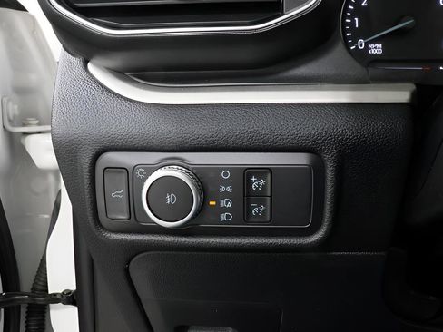 Used 2021 Ford Explorer XLT w/ Equipment Group 202A image 20