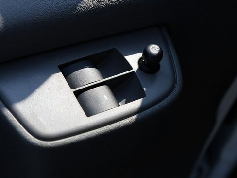 New 2025 Chevrolet Express 3500 w/ Driver Convenience Package image 27