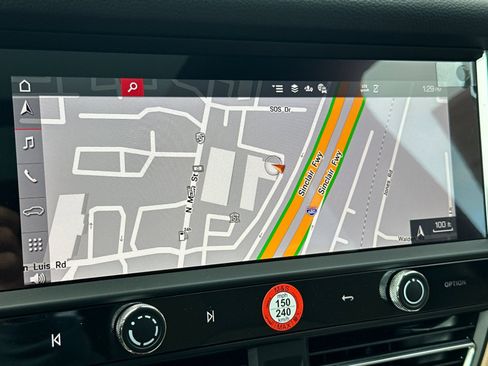 New 2026 Porsche Macan image 19