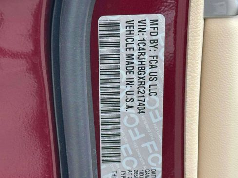 Used 2024 Jeep Grand Cherokee Limited w/ Trailer Tow Package image 18