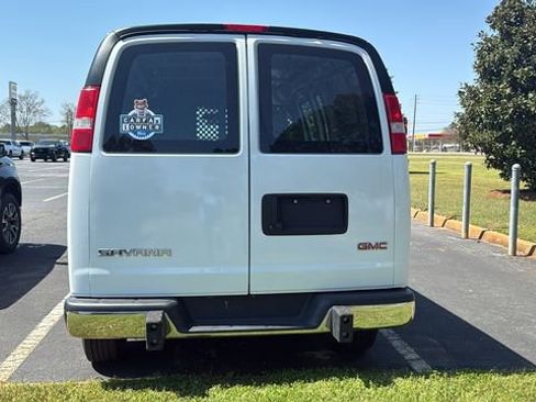 Used 2023 GMC Savana 2500 image 8
