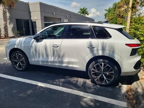 Certified 2026 Audi Q3 quattro 2.0T AWD/4WD image 3