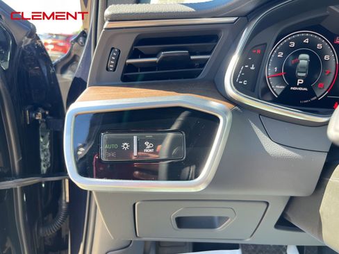 Used 2025 Audi A6 3.0T Premium image 10