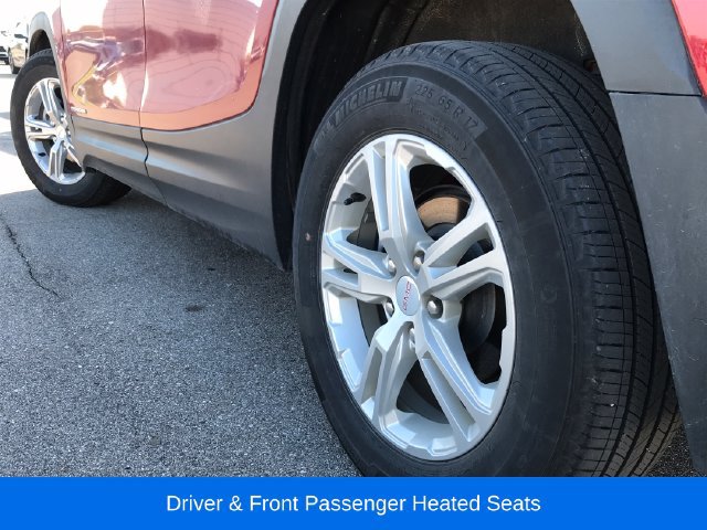 Used 2022 GMC Terrain SLE w/ Driver Convenience Package FWD image 14
