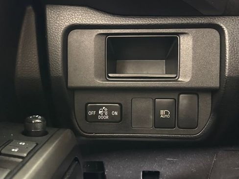 Used 2019 Toyota Tacoma SR5 image 33