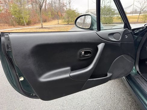 Used 1999 MAZDA MX-5 Miata 10th Anniversary Edition image 10