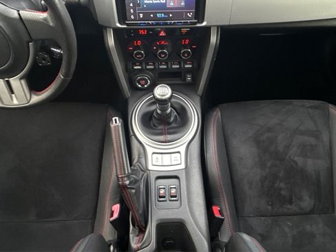 Used 2013 Subaru BRZ Limited w/ Popular Pkg 1A RWD image 28