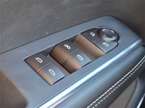 New 2026 GMC Acadia Elevation image 17