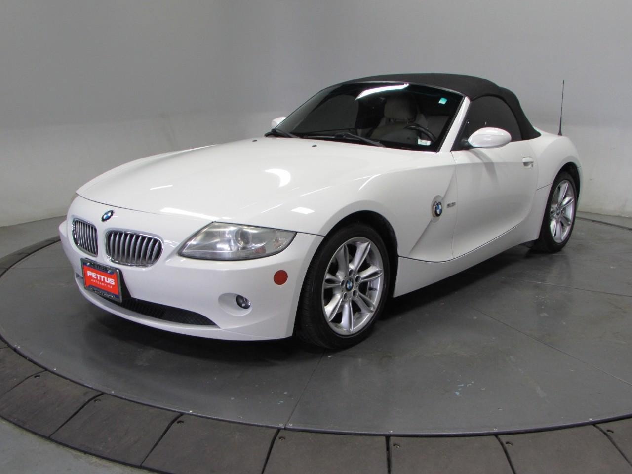 Used 2005 BMW Z4 3.0i RWD image 3