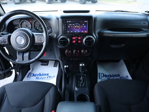 Used 2017 Jeep Wrangler Unlimited Sport w/ Quick Order Package 24S image 17