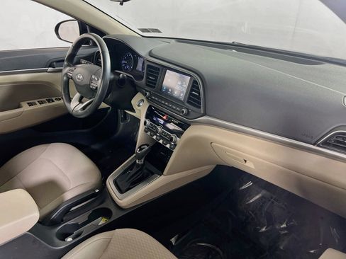 Used 2020 Hyundai Elantra Value Edition FWD image 26