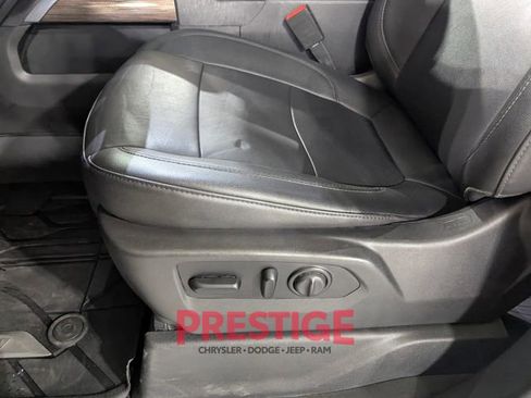 Used 2021 Chevrolet Silverado 1500 LT Trail Boss w/ Convenience Package II image 31