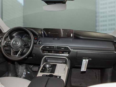 Used 2025 MAZDA CX-90 3.3 Turbo w/ Preferred Package image 21