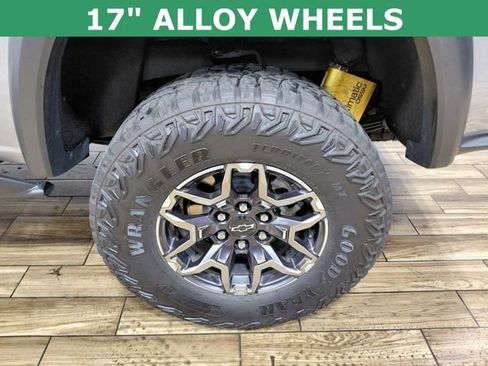 Certified 2024 Chevrolet Colorado ZR2 w/ ZR2 Convenience Package III image 15