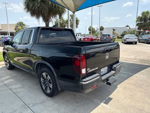 Used 2017 Honda Ridgeline RTL image 2