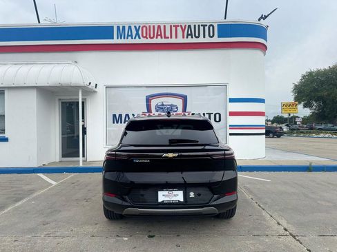 Used 2024 Chevrolet Equinox EV LT w/ LPO, Trailering Package FWD image 32