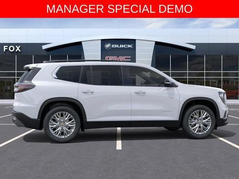 Used 2026 GMC Acadia Elevation w/ Elevation Premium Package AWD/4WD image 5