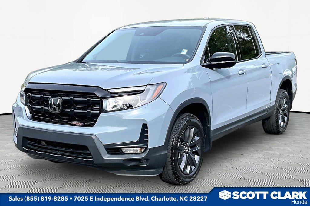 Used 2024 Honda Ridgeline Sport image 3