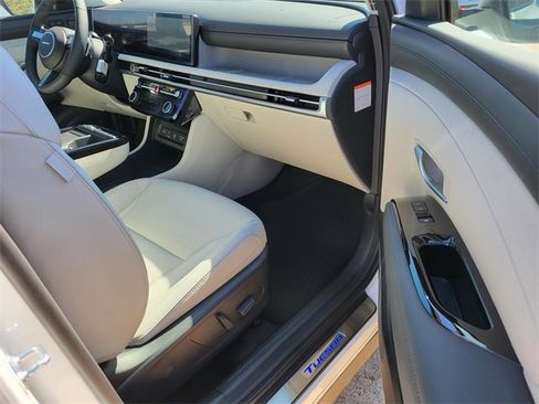 New 2026 Hyundai Tucson Limited image 7