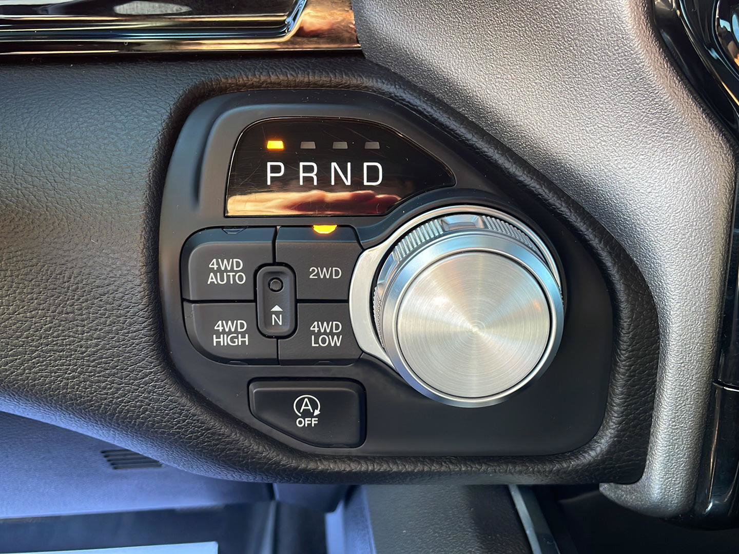 Used 2025 RAM 1500 Laramie w/ Night Edition AWD/4WD image 20