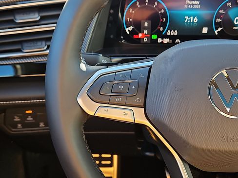 New 2026 Volkswagen Atlas Cross Sport SEL R-Line image 17