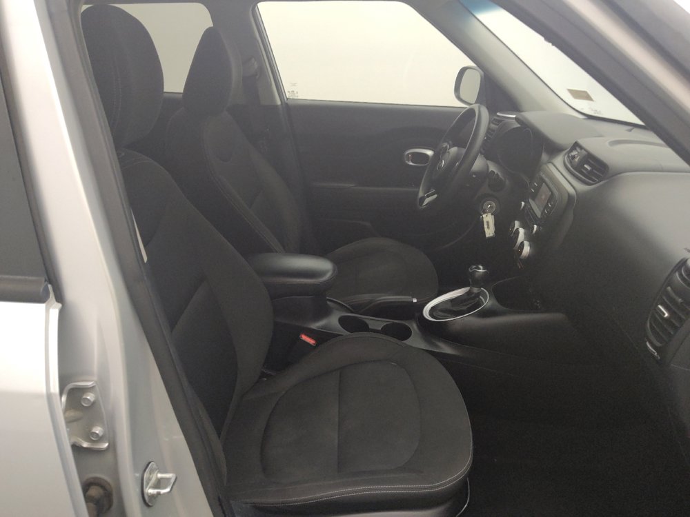 Used 2016 Kia Soul w/ Convenience Package FWD image 21