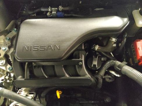 Used 2020 Nissan Rogue Sport S AWD/4WD image 30