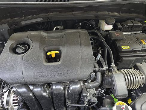 Used 2025 Kia Soul LX w/ LX Technology Package FWD image 17