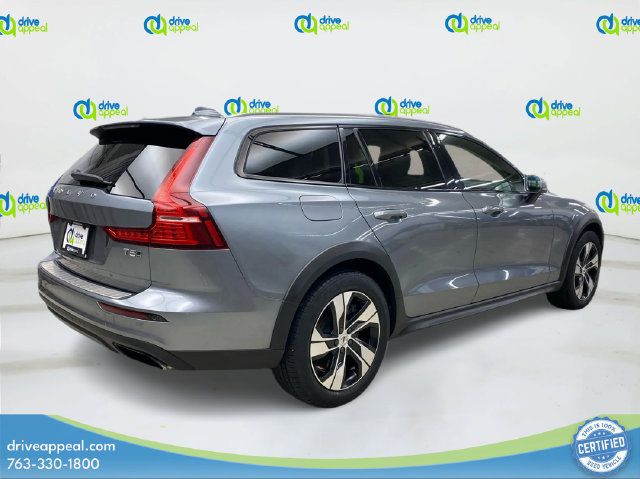 Used 2020 Volvo V60 T5 Cross Country w/ Protection Package Premier AWD/4WD image 5