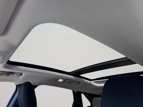 Used 2025 Ford Escape Active image 18