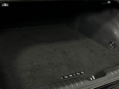 Used 2023 Hyundai Ioniq 6 SEL image 28