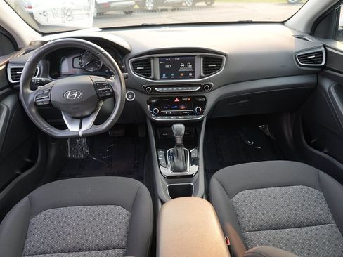 Used 2019 Hyundai Ioniq Plug-In Hybrid FWD image 28