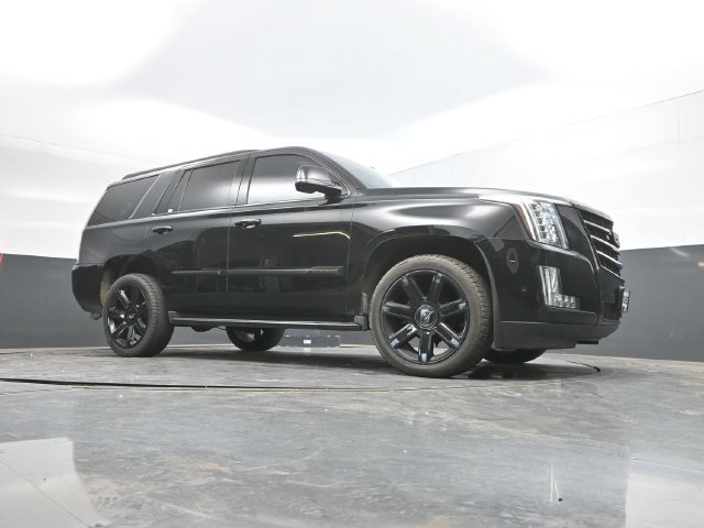 Used 2017 Cadillac Escalade Luxury AWD/4WD image 47
