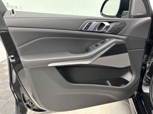 New 2026 BMW X5 xDrive40i w/ M Sport Package image 26