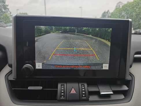 Used 2024 Toyota RAV4 XLE Premium FWD image 23