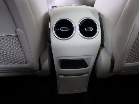 Certified 2023 Mercedes-Benz GLA 250 4MATIC w/ Premium Package image 32