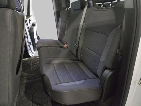 Used 2024 Chevrolet Silverado 2500 Custom w/ Custom Convenience Package image 15