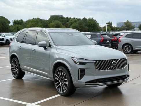 New 2026 Volvo XC90 B6 Plus w/ Protection Package Premier image 4
