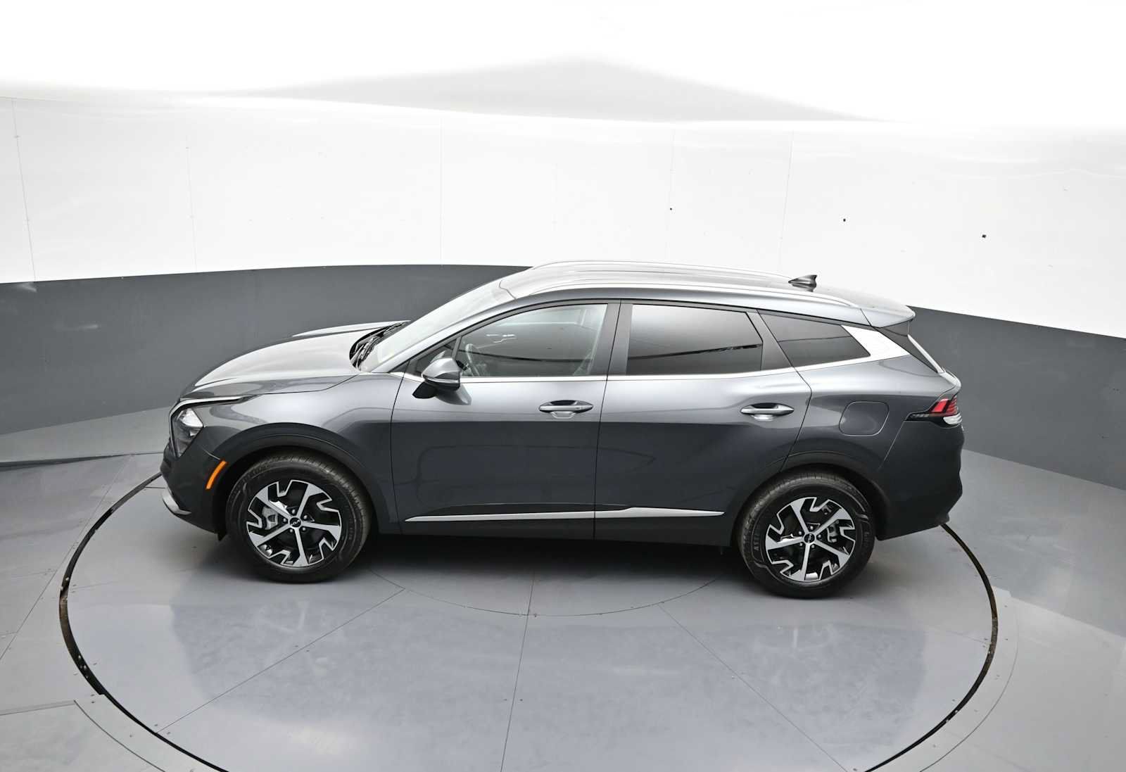 Certified 2023 Kia Sportage EX AWD/4WD image 40