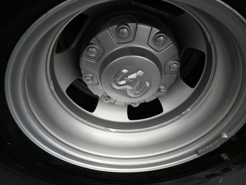 Used 2024 RAM 3500 Tradesman image 38