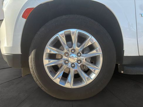 Used 2024 Chevrolet Tahoe Premier AWD/4WD image 14