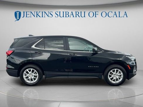 Used 2024 Chevrolet Equinox LT AWD/4WD image 2
