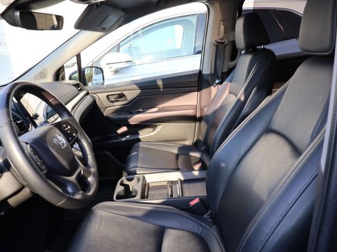 Used 2023 Honda Odyssey EX-L image 11