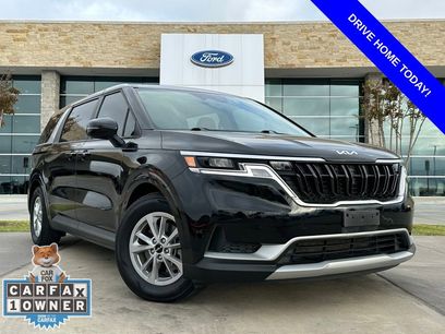 Used 2024 Kia Carnival LX