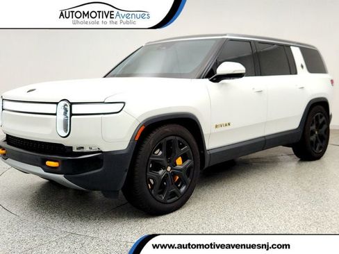 Used 2024 Rivian R1S Adventure AWD/4WD image 1