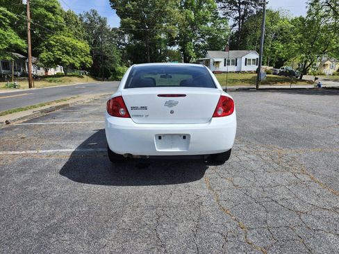 Used 2010 Chevrolet Cobalt LT w/ Preferred Equipment Group FWD image 10
